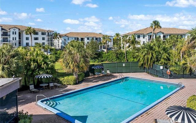 9355 SW 8th Street 216, Boca Raton, FL 33428