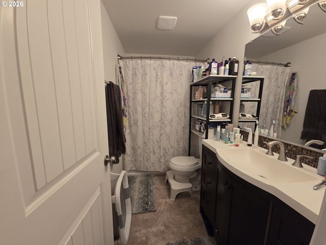 922 Nw GREELEY St, Camas, WA 98607