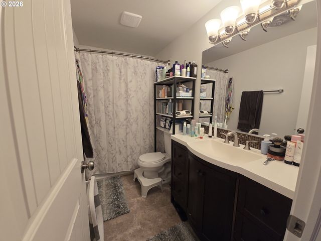 922 Nw GREELEY St, Camas, WA 98607