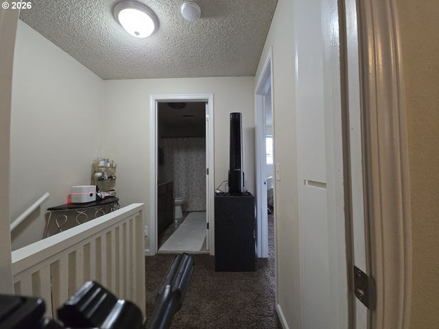 922 Nw GREELEY St, Camas, WA 98607