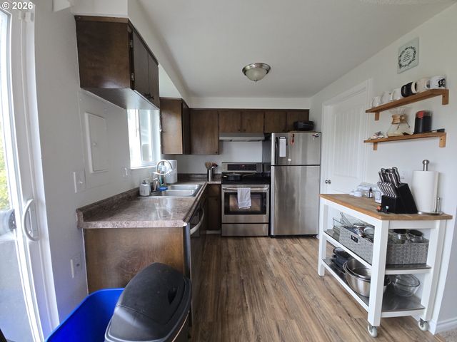 922 Nw GREELEY St, Camas, WA 98607