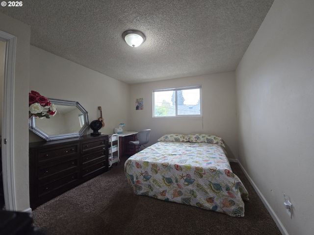 922 Nw GREELEY St, Camas, WA 98607