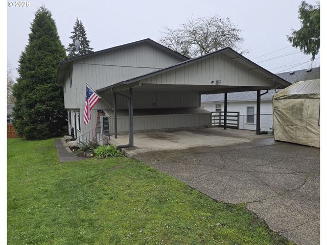 922 Nw GREELEY St, Camas, WA 98607