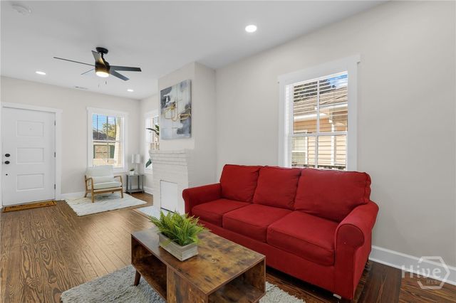 1224 E Waldburg Street, Savannah, GA 31404