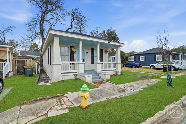 1224 E Waldburg Street, Savannah, GA 31404
