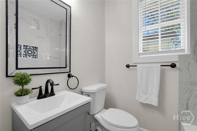 1224 E Waldburg Street, Savannah, GA 31404