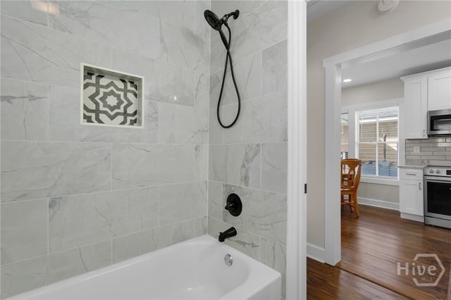 1224 E Waldburg Street, Savannah, GA 31404