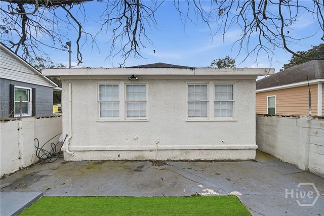 1224 E Waldburg Street, Savannah, GA 31404