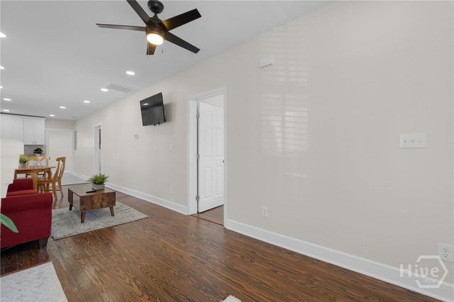 1224 E Waldburg Street, Savannah, GA 31404