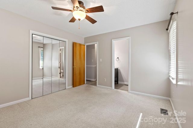 28 Timber Lane, Asheville, NC 28806