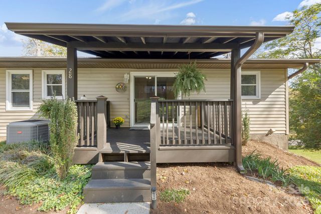 28 Timber Lane, Asheville, NC 28806