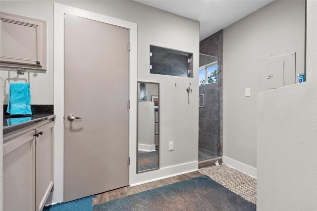 528 Indian Hill Boulevard, Livingston, TX 77351