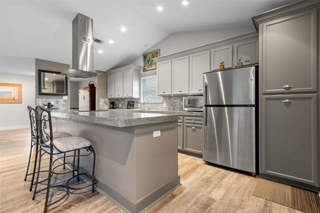 528 Indian Hill Boulevard, Livingston, TX 77351