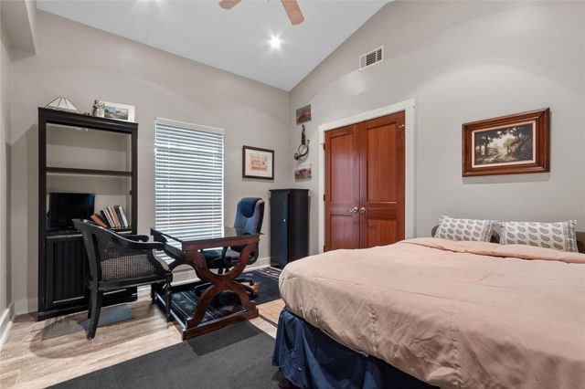 528 Indian Hill Boulevard, Livingston, TX 77351