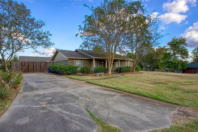 528 Indian Hill Boulevard, Livingston, TX 77351