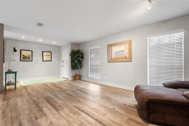 528 Indian Hill Boulevard, Livingston, TX 77351