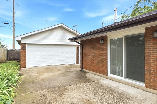 1067 Harvard Avenue, Fairborn, OH 45324