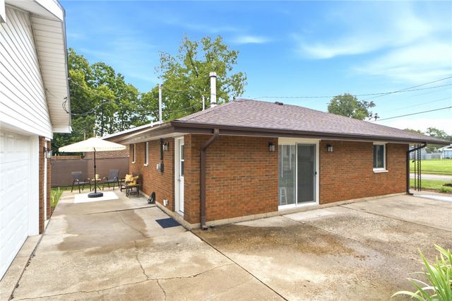 1067 Harvard Avenue, Fairborn, OH 45324