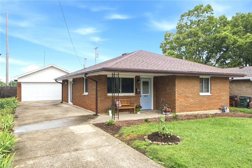 1067 Harvard Avenue, Fairborn, OH 45324