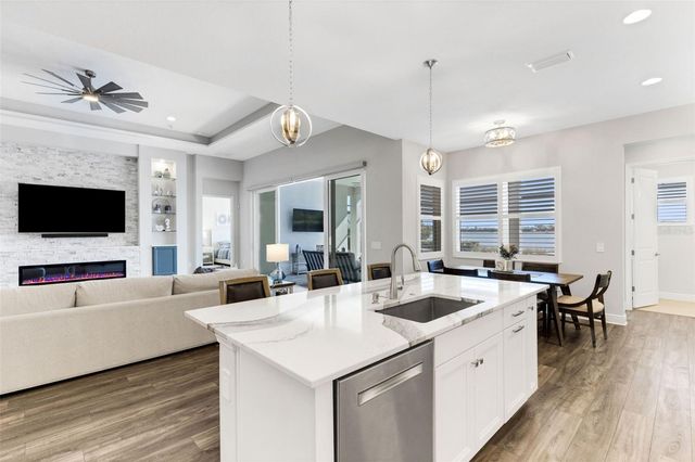 7909 MAINSAIL LANE, Sarasota, FL 34240