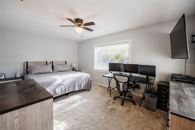 5905 WHISPERING PINES ROAD, Lakeland, FL 33811