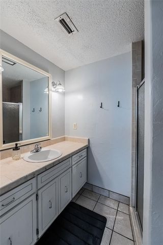 5905 WHISPERING PINES ROAD, Lakeland, FL 33811