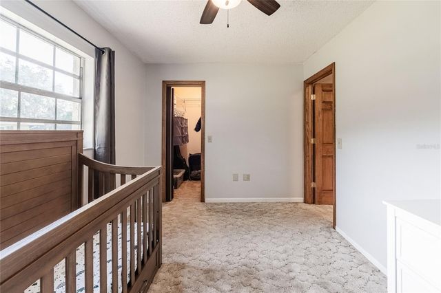 5905 WHISPERING PINES ROAD, Lakeland, FL 33811