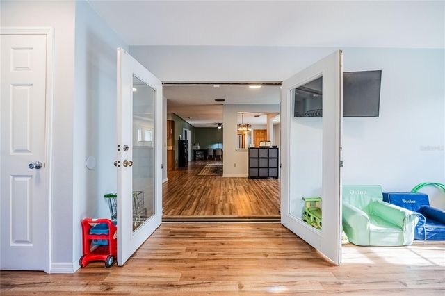 5905 WHISPERING PINES ROAD, Lakeland, FL 33811