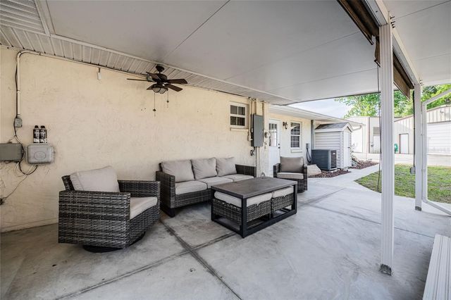 5905 WHISPERING PINES ROAD, Lakeland, FL 33811