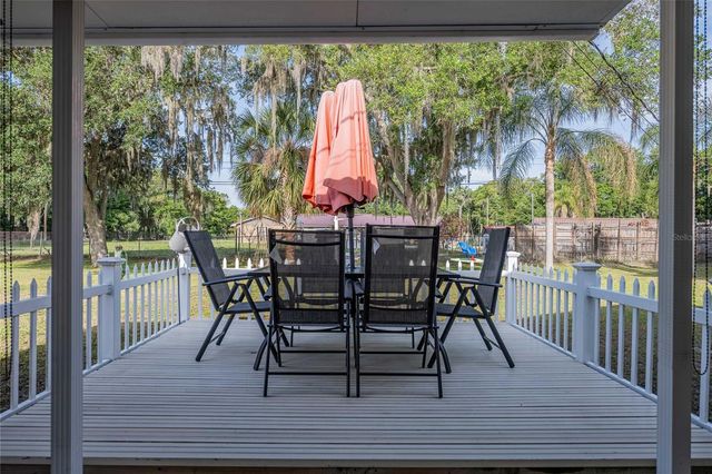 5905 WHISPERING PINES ROAD, Lakeland, FL 33811