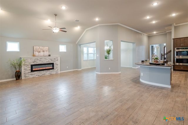 8302 Elander Drive, Killeen, TX 76542
