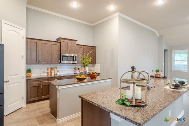 8302 Elander Drive, Killeen, TX 76542