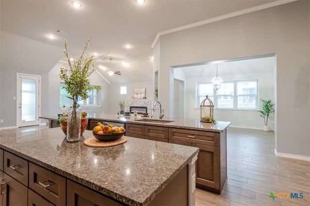 8302 Elander Drive, Killeen, TX 76542