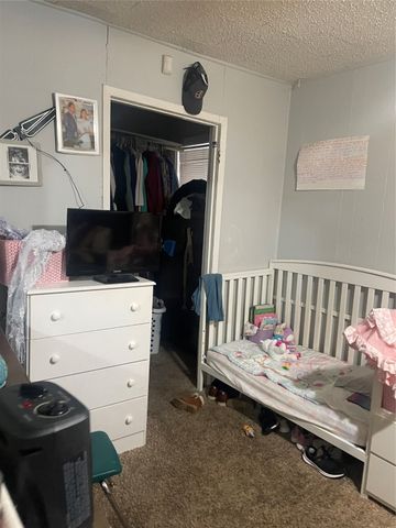 2524 Oakwood Terrace, Haltom City, TX 76117