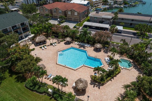 400 ISLAND WAY 904, Clearwater Beach, FL 33767