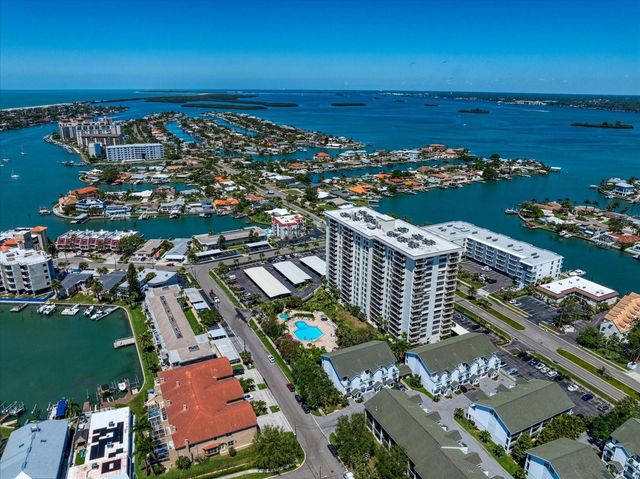 400 ISLAND WAY 904, Clearwater Beach, FL 33767