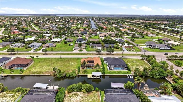 2509 Surfside BLVD, Cape Coral, FL 33914