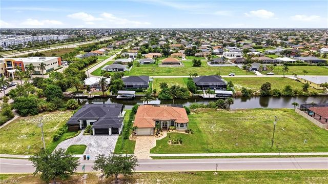2509 Surfside BLVD, Cape Coral, FL 33914