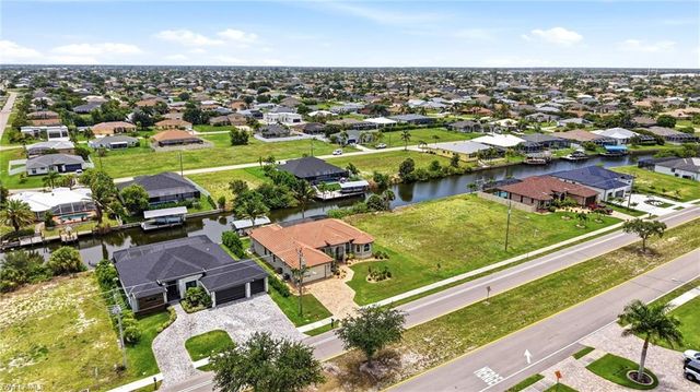2509 Surfside BLVD, Cape Coral, FL 33914