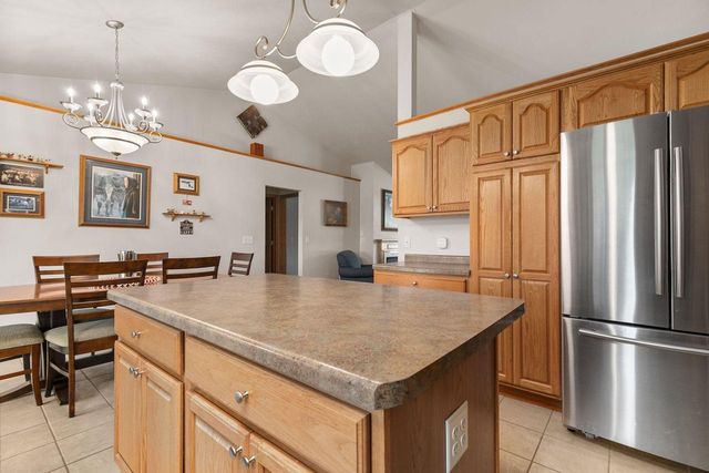 W6423 BOONESBOROUGH DRIVE, Greenville, WI 54942