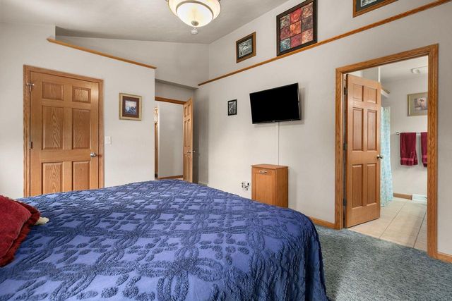 W6423 BOONESBOROUGH DRIVE, Greenville, WI 54942