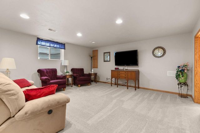 W6423 BOONESBOROUGH DRIVE, Greenville, WI 54942