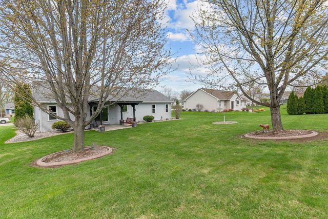 W6423 BOONESBOROUGH DRIVE, Greenville, WI 54942