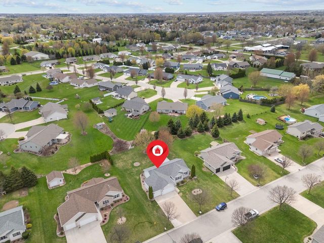 W6423 BOONESBOROUGH DRIVE, Greenville, WI 54942