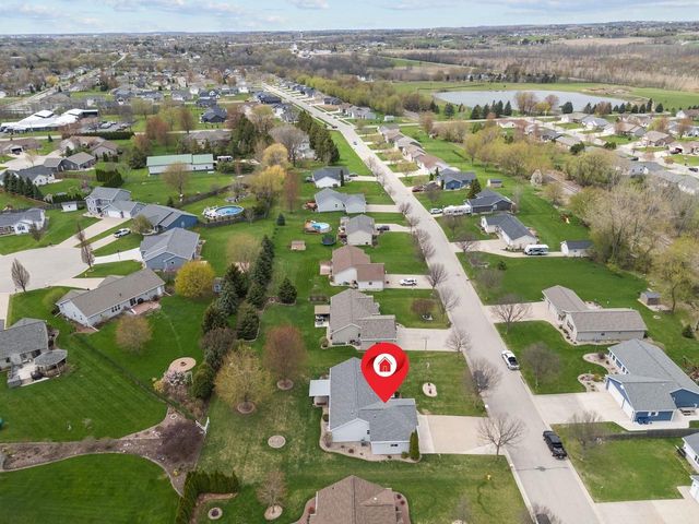 W6423 BOONESBOROUGH DRIVE, Greenville, WI 54942