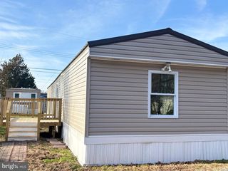 11 WOODS END RD, Dover, DE 19901