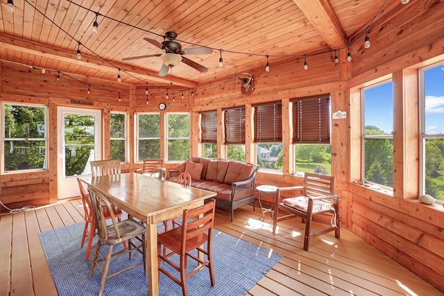 N5181 Union Hill ROAD, Oconomowoc, WI 53066