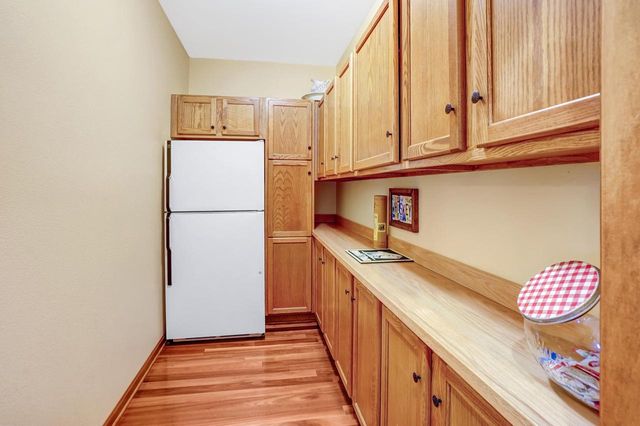 N5181 Union Hill ROAD, Oconomowoc, WI 53066