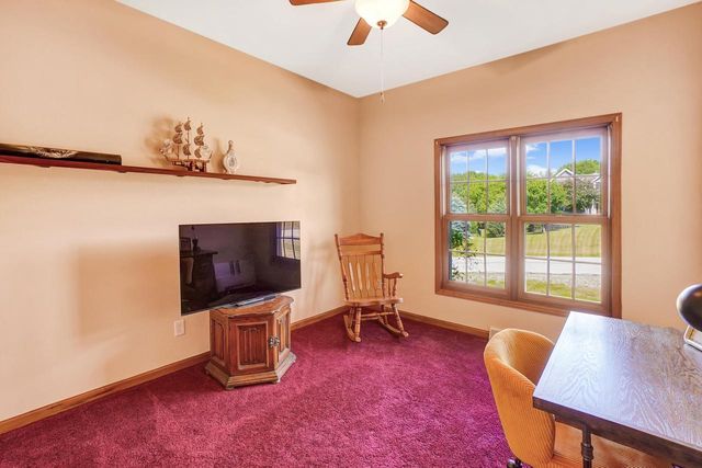 N5181 Union Hill ROAD, Oconomowoc, WI 53066