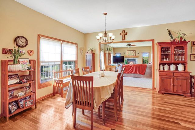 N5181 Union Hill ROAD, Oconomowoc, WI 53066